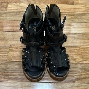 Rare Freebird by Steven, Conner size 8, like new